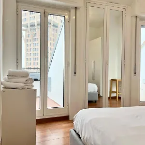 Comecasa 2 Bedrooms 450mt From Duomo Milão
